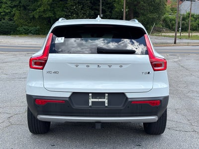 2019 Volvo XC40 Momentum